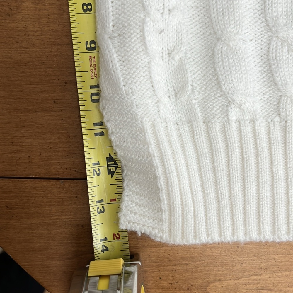 Sweater - Picture 5 of 10